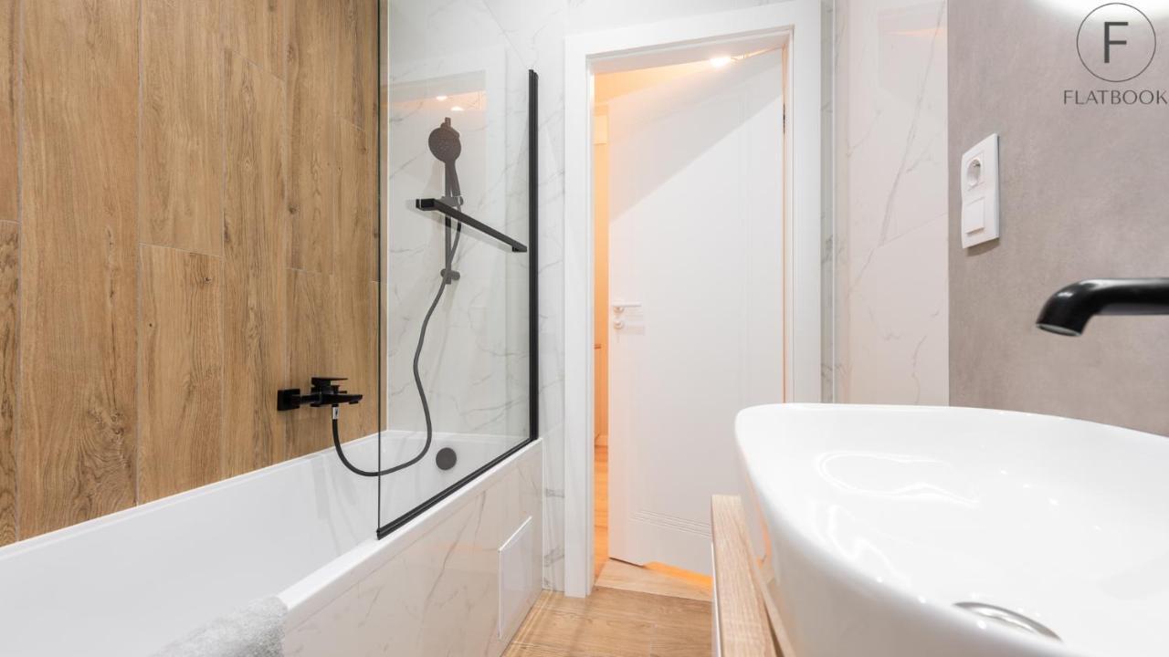 Flatbook - City Center Apartments Granaria Gdaňsk Exteriér fotografie